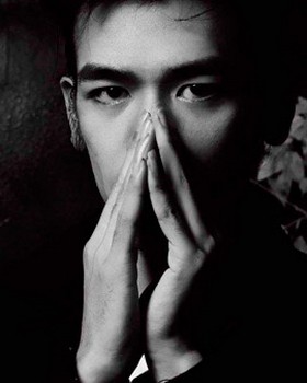 正规买球资深摄影师团队成员